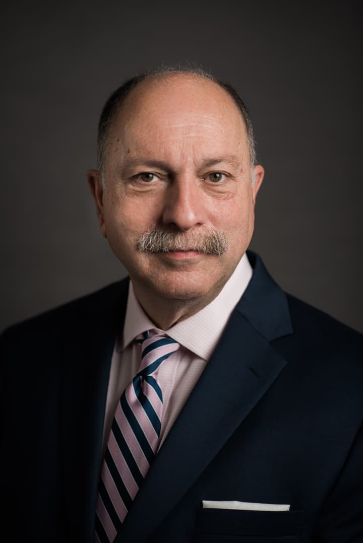 Gary Linarducci, Esq.